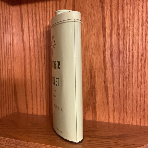 Vintage Cashmere Bouquet Talcum Powder Tin With Partial Powder - Picture 16 of 16